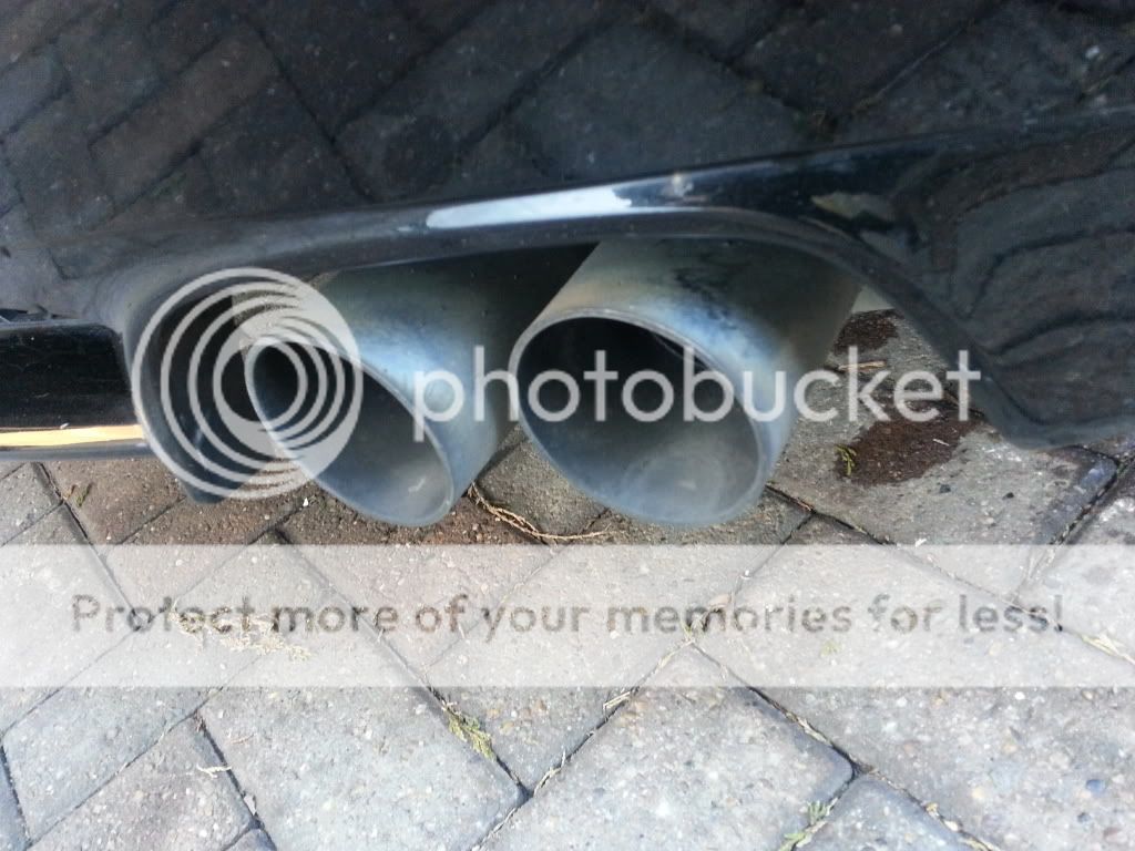 polishing exhaust tips. Detailing World Forum